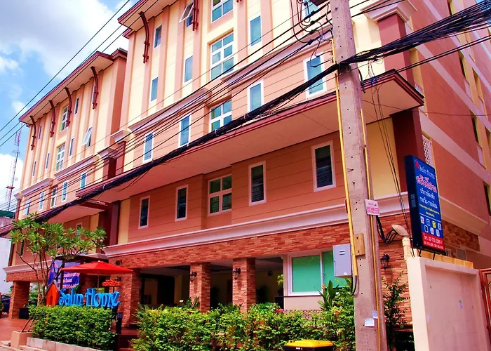 Salin Ramkhamhaeng Hotel